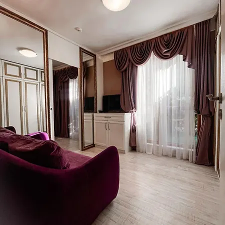 Monte Carlo Vaio - 1br Garden - With Direct Pool Access Apartment Slantschew brjag