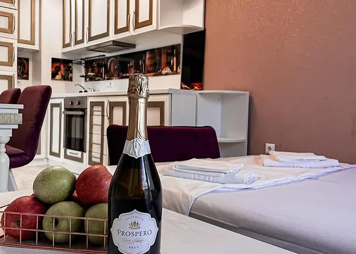 Monte Carlo Vaio - 1br Garden - With Direct Pool Access