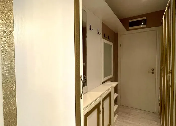 Apartment Monte Carlo Vaio - 1br Garden - With Direct Pool Access